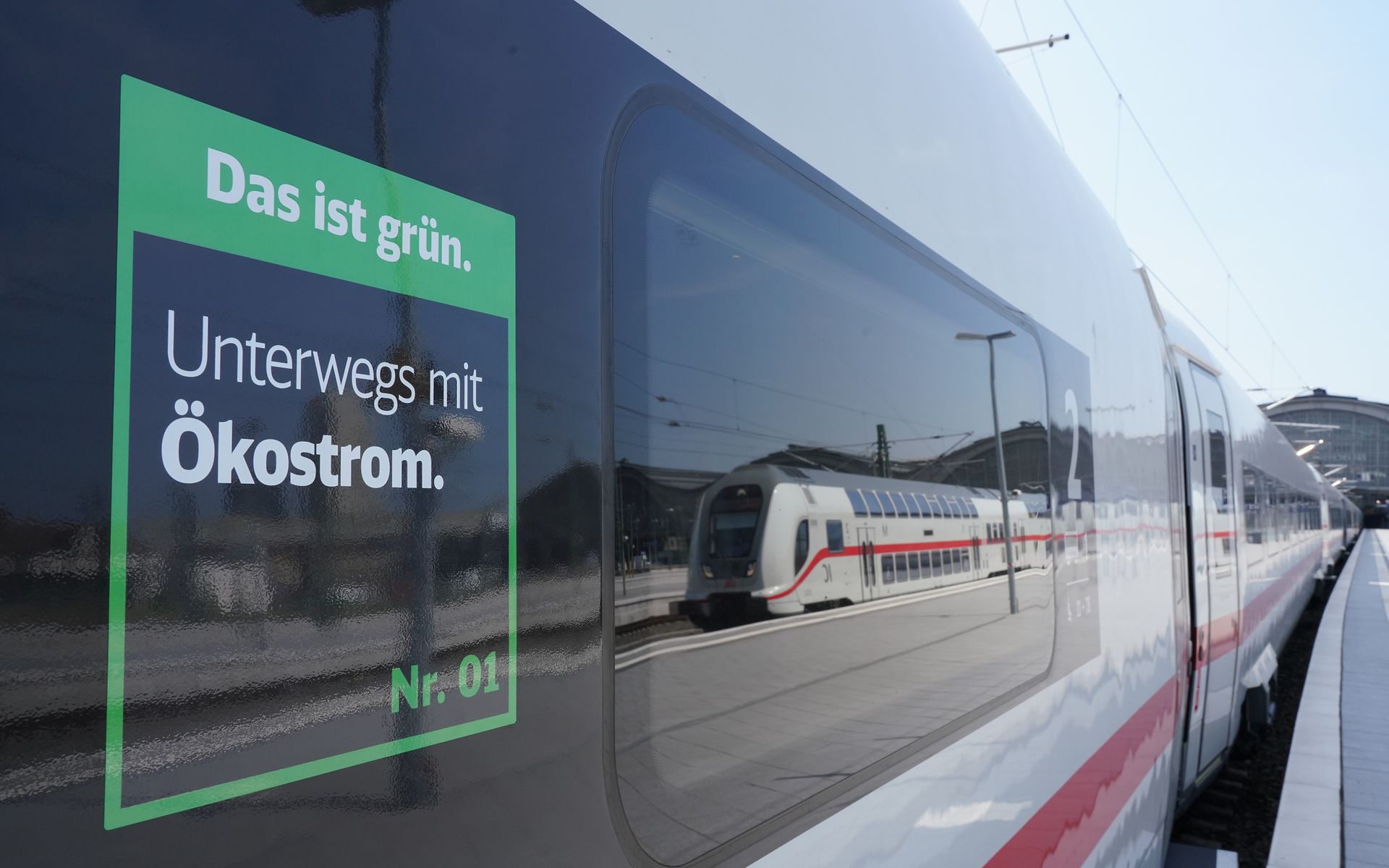 Das ist grün - unterwegs mit Ökostrom - DB Energie