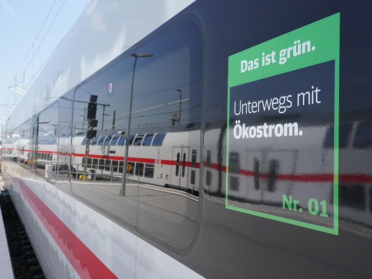 Quelle: Deutsche Bahn AG / Volker Emersleben Das ist grün
